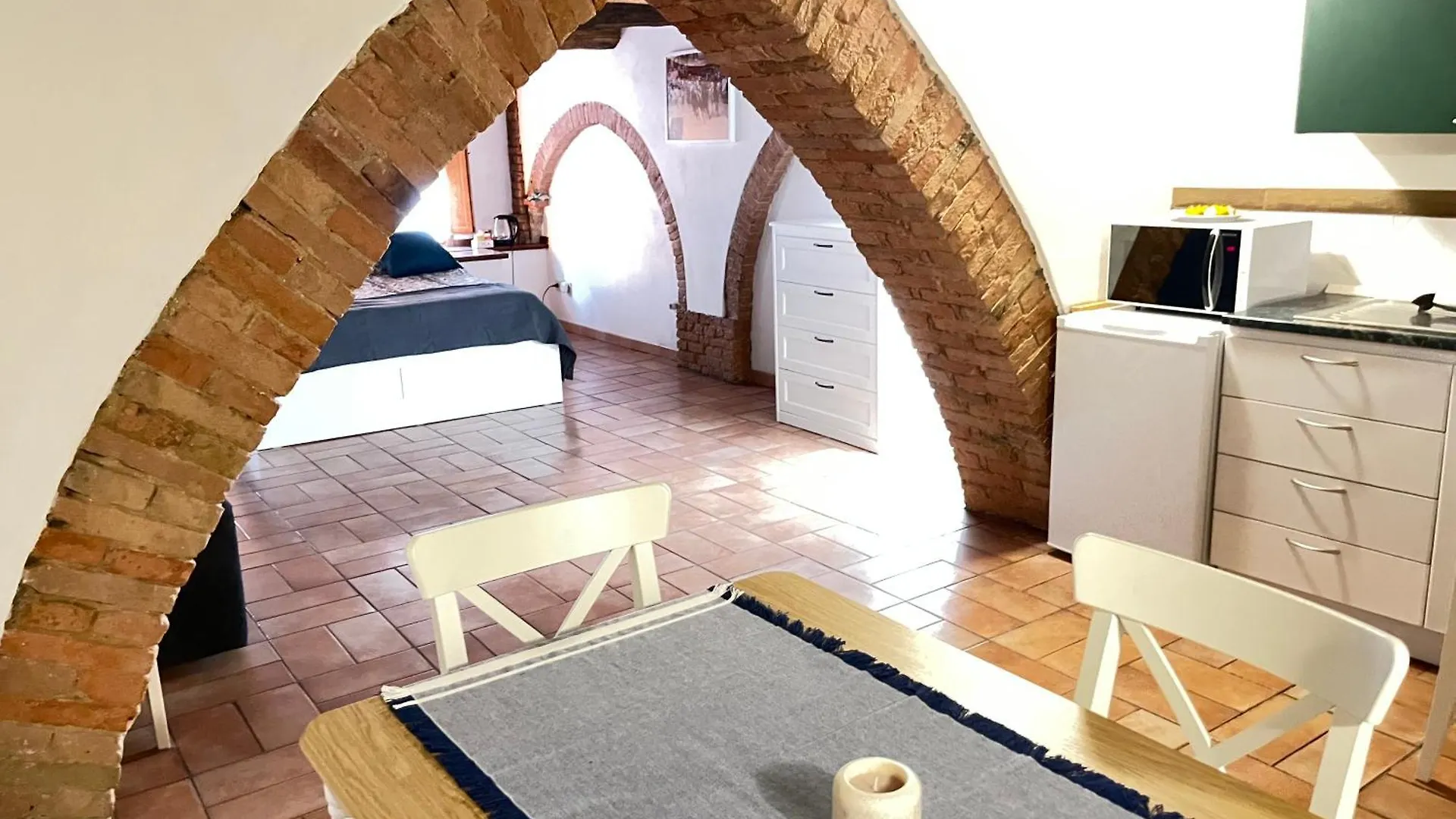 Gli Archi Nel Cuore Di Siena Italy