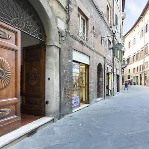 Nonna Pappa Siena